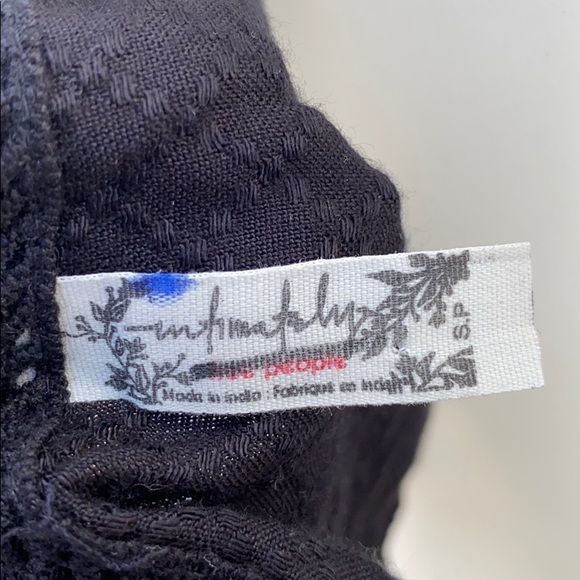 Free People Intimately black crop top size S - Picture 3 of 6